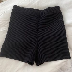 NWOT black ribbed bike shorts